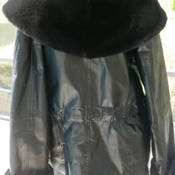VINTAGE LEATHER WRAP COAT WITH FAUX FUR COLLAR/SLEEVES PLUS SIZE: XLARGE